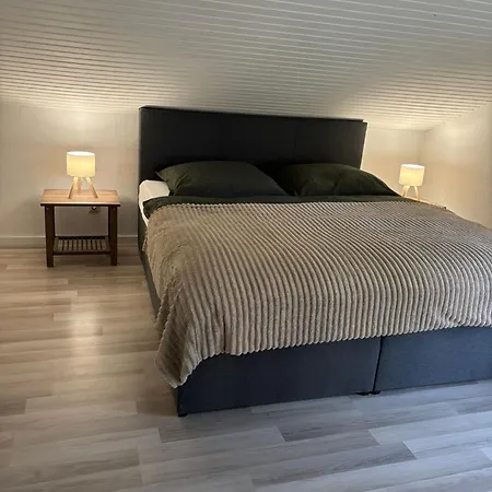 Lakehouse Nour * Bell (Mayen-Koblenz)