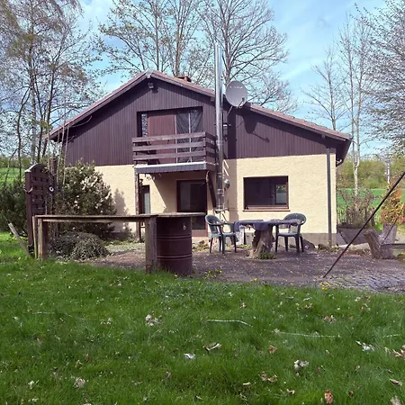 Lakehouse Nour Semesterbostad *